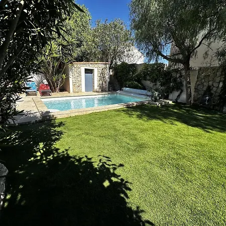 Randi Villa